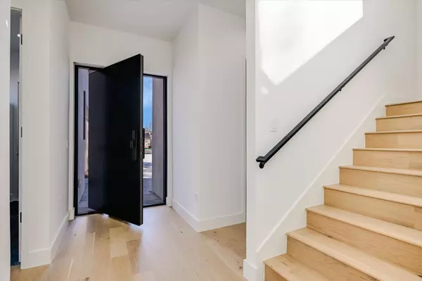 1901 W Saint Johns Ave, Austin, TX 78757