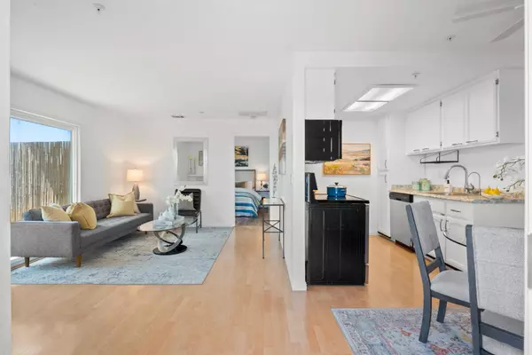 25163 Copa Del Oro DR 201, Hayward, CA 94545