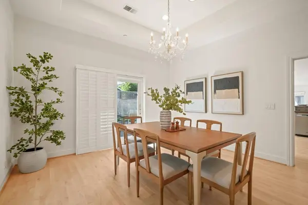 888 Sea Island LN, Foster City, CA 94404