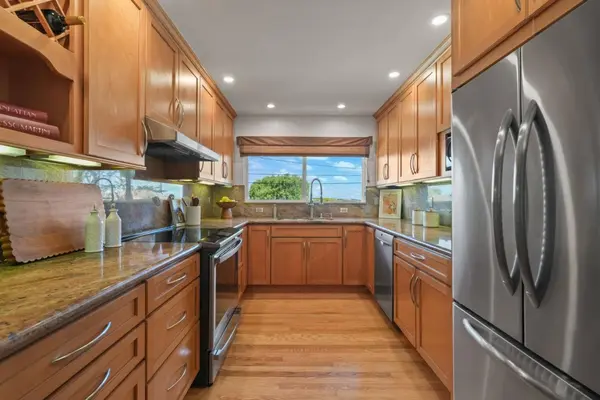 2715 Belmont Canyon, Belmont, CA 94002