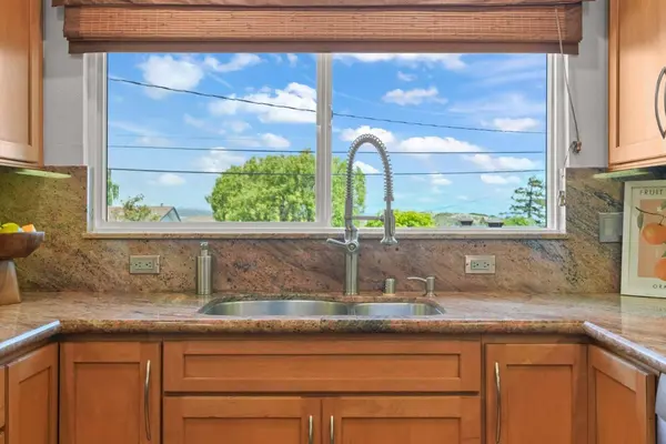 2715 Belmont Canyon, Belmont, CA 94002