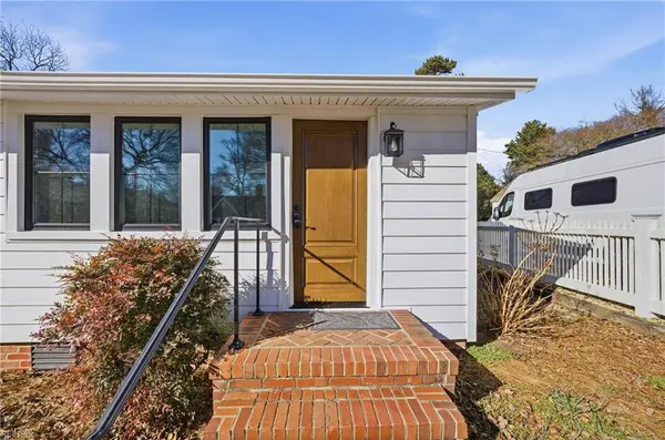 230 Nelson ST, Yorktown, VA 23690