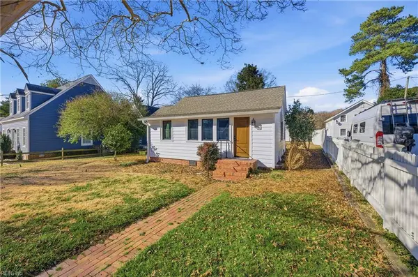 230 Nelson ST, Yorktown, VA 23690