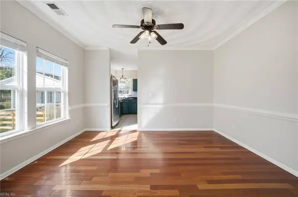 673 Parker RD, Chesapeake, VA 23322