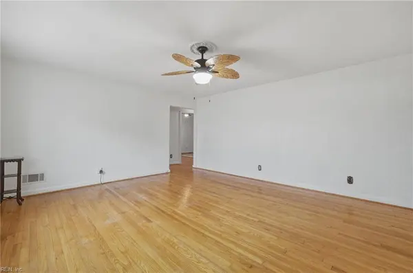 504 W Little Creek RD, Norfolk, VA 23505