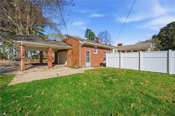 307 Ridgeland DR, Smithfield, VA 23430