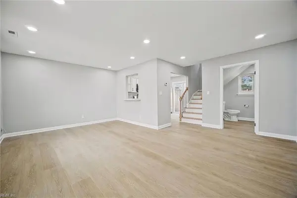 5419 Grand Lake Crescent CRES, Virginia Beach, VA 23462
