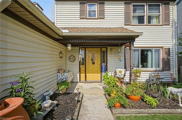 1861 Haviland DR, Virginia Beach, VA 23454