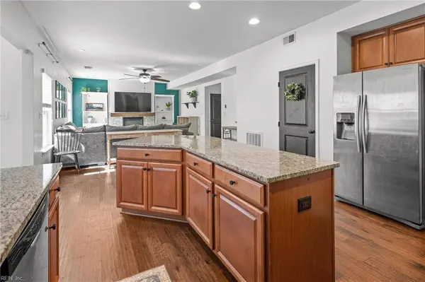 712 Appalachian CT, Chesapeake, VA 23320
