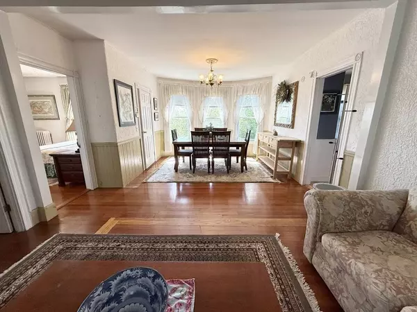 19 Kunkel Pl, Dedham, MA 02026