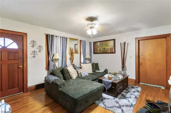 334 Cedar ST, Suffolk, VA 23434