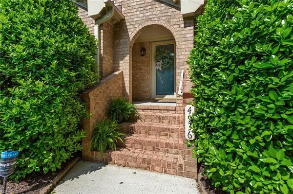 4936 Barn Swallow DR, Chesapeake, VA 23321