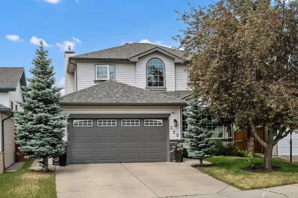 320 Meadowbrook Bay SE, Airdrie, AB T4A 2B2
