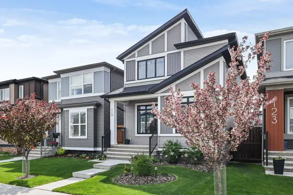 119 Wolf Creek MNR SE, Calgary, AB T2X 4A1