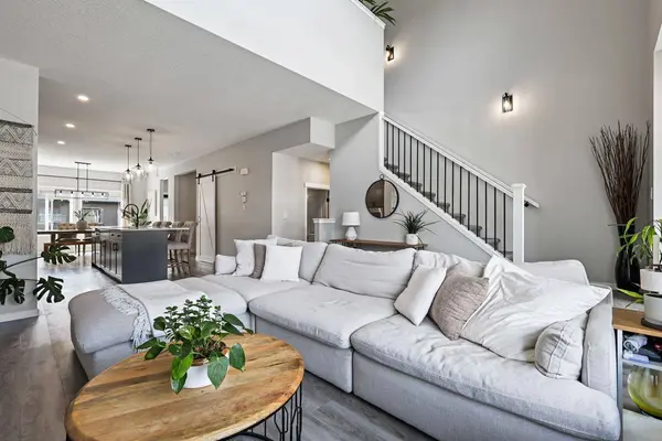 119 Wolf Creek MNR SE, Calgary, AB T2X 4A1