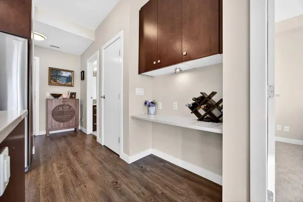 1720 10 ST SW #306, Calgary, AB T2T 3E8