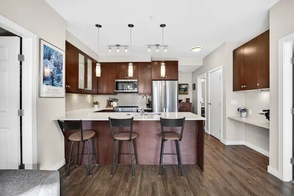 1720 10 ST SW #306, Calgary, AB T2T 3E8