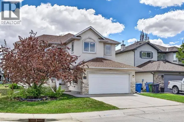 240 Cove Drive, Chestermere, AB T1X1E5