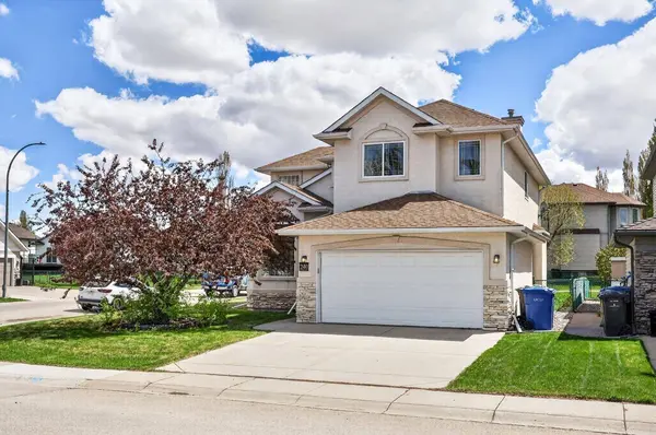 240 Cove DR, Chestermere, AB T1X 1E5