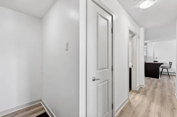 1333 13 AVE SW #103, Calgary, AB T3C 0T4