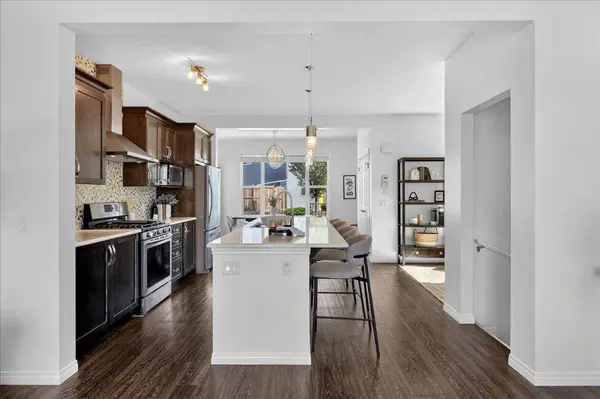 24 Auburn Meadows GN SE, Calgary, AB T3M 2H9