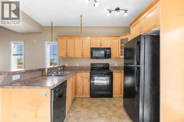 523 Strathaven Mews, Strathmore, AB T1P1P5
