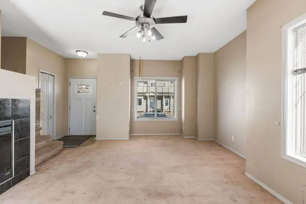 523 Strathaven Mews, Strathmore, AB T1P 1P5