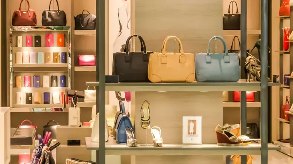 Real Estate and Retail: Homes for Sale Near the Best Luxury Shops in Las Vegas