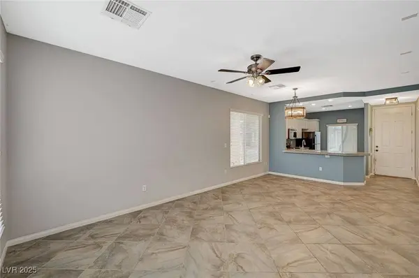 8261 Golden Flowers ST, Las Vegas, NV 89139