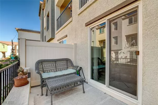 2824 Copper Wind LN #4, Las Vegas, NV 89183