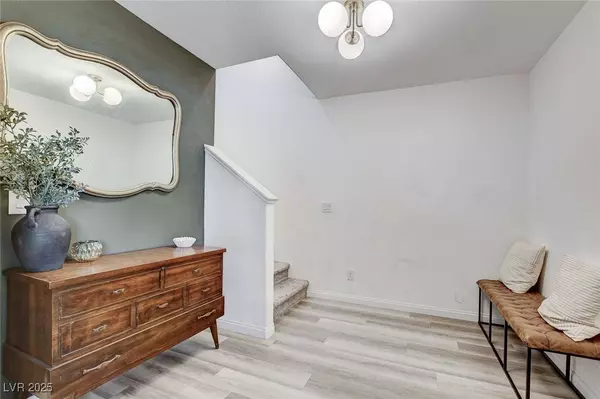 2824 Copper Wind LN #4, Las Vegas, NV 89183