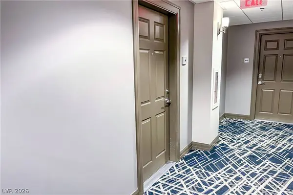 150 Las Vegas BLVD #1813, Las Vegas, NV 89101