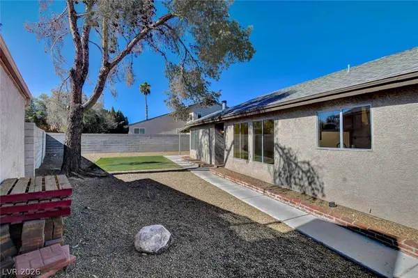 6872 Arroyo AVE, Las Vegas, NV 89103