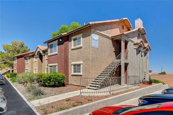 2750 S Durango DR #2095