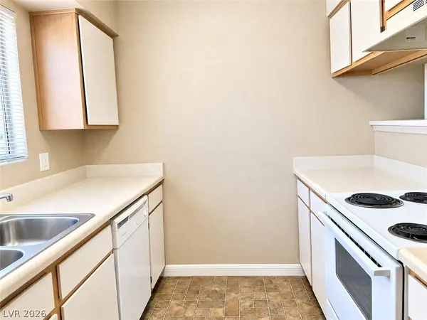 2750 S Durango DR #2095, Las Vegas, NV 89117