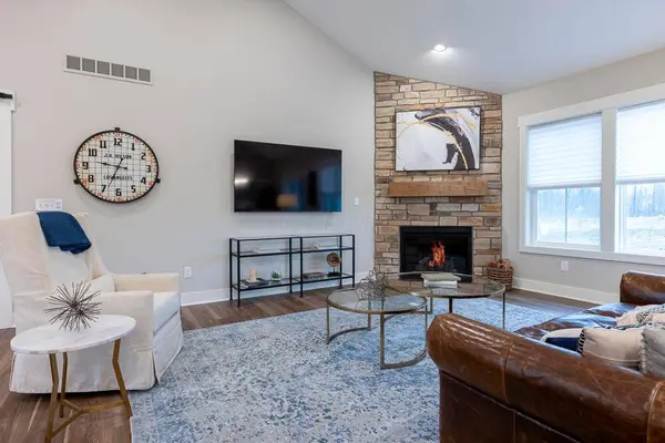9724 New California Drive, Plain City, OH 43064