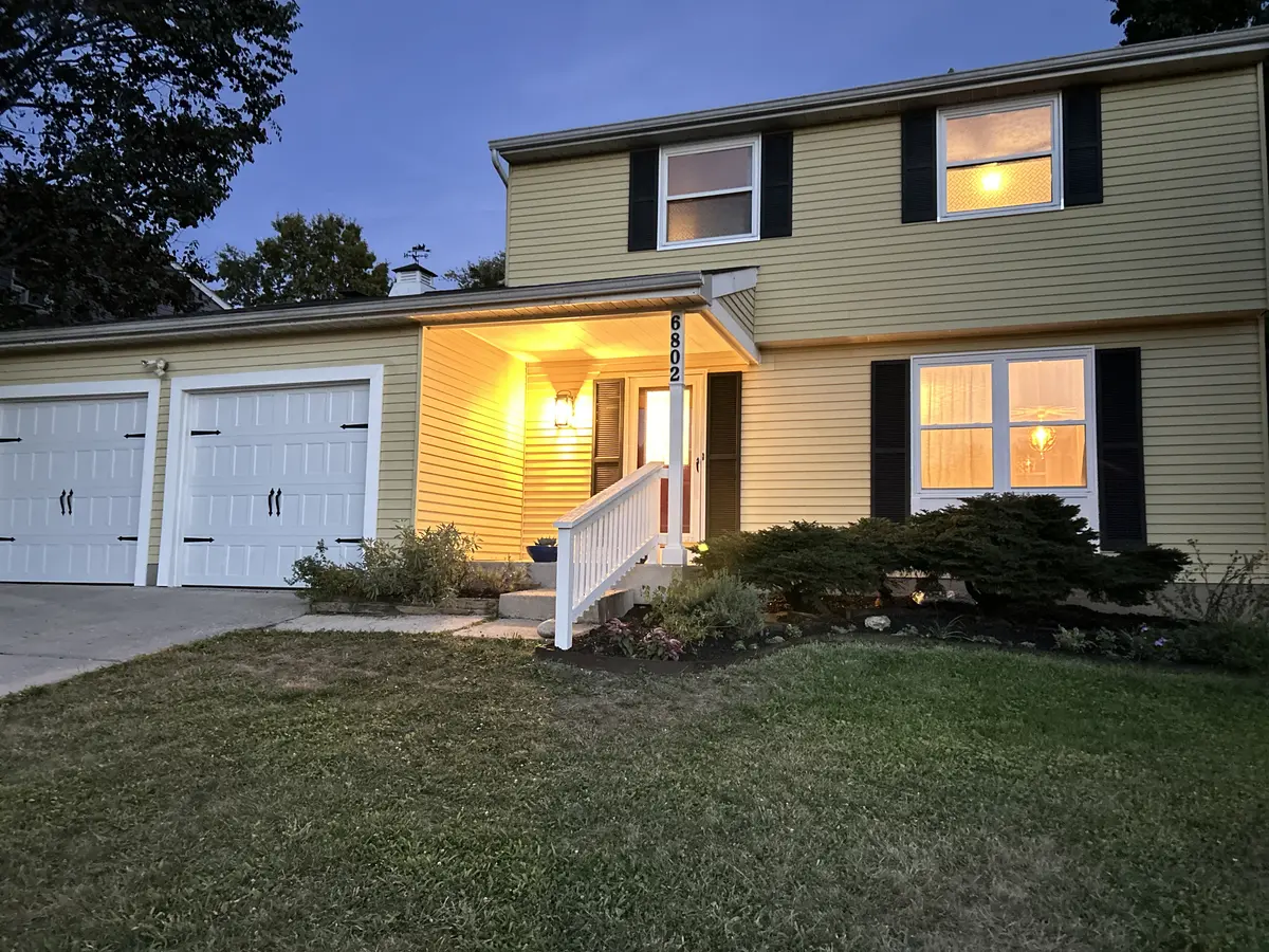 6802 Chesley Rd, Dublin, OH 43017-2011