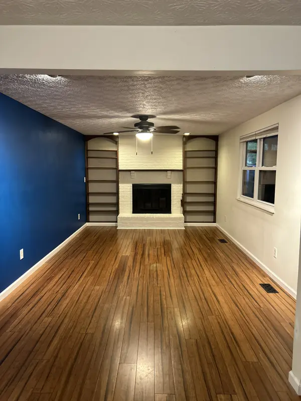 6802 Chesley Rd, Dublin, OH 43017-2011