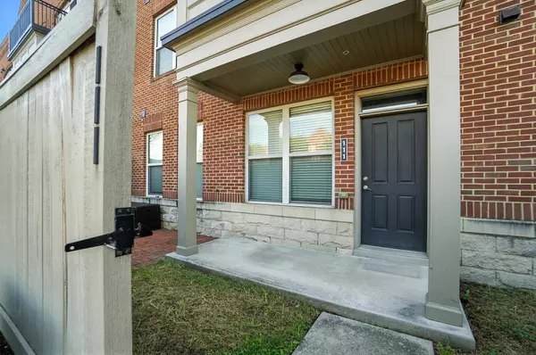 925 Ingleside Avenue #111, Columbus, OH 43215