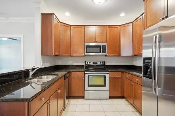 925 Ingleside Avenue #111, Columbus, OH 43215