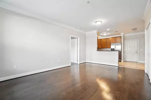 925 Ingleside Avenue #111, Columbus, OH 43215