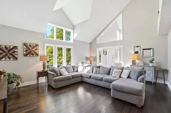 638 Churchill Drive, Gahanna, OH 43230