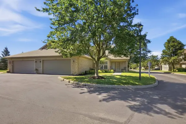 5382 Knotting Woods Drive, Westerville, OH 43081