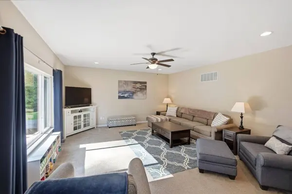 3524 Woodland Drive, Hilliard, OH 43026