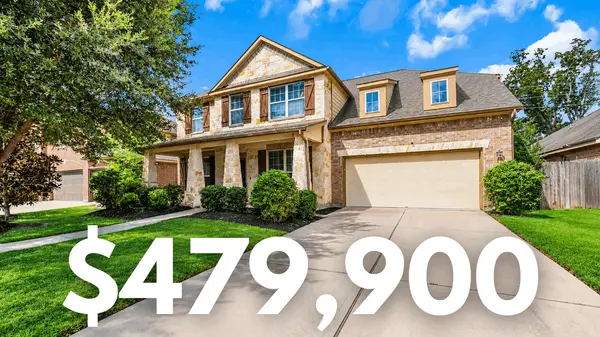 Spacious Sienna Living: 7 Ember Branch Drive in Missouri City, TX