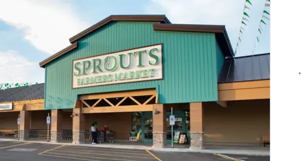 Sprouts Farmers Market Opens New Webster Location at Baybrook Gateway