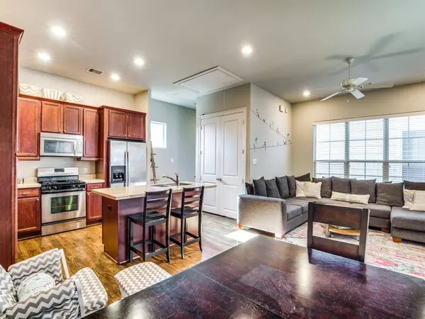1246 Sampson ST, Houston, TX 77003