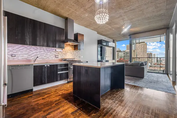 600 N Fairbanks CT #2606, Chicago, IL 60611