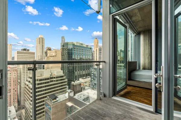 600 N Fairbanks CT #2606, Chicago, IL 60611