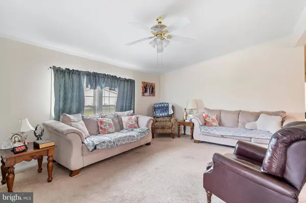 75 PERRY LANE, Manahawkin, NJ 08050